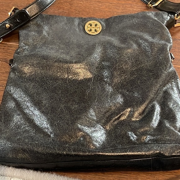 Tory Burch Black Leather Shoulder Bag - Picture 6 of 6